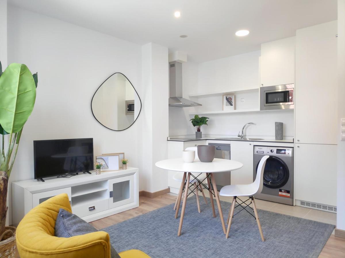 Apartamentos Rey By Como En Casa Santiago de Compostela Luaran gambar